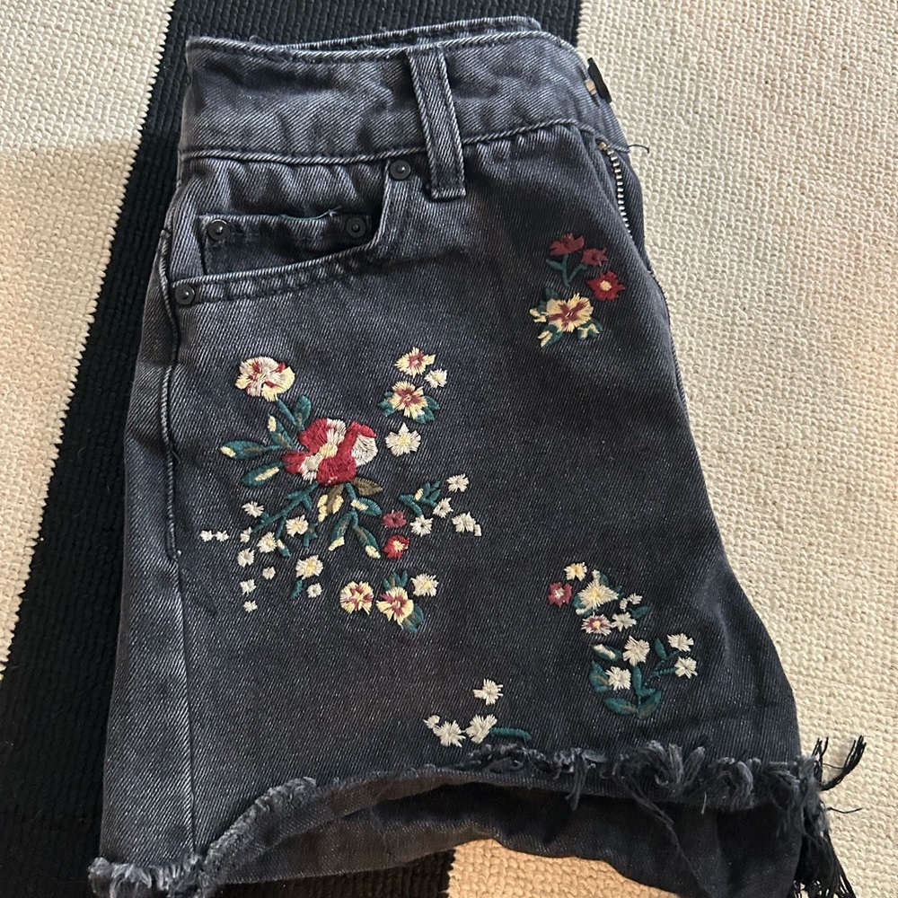 Black Denim embroidered Jean shorts - Picture 5 of 8